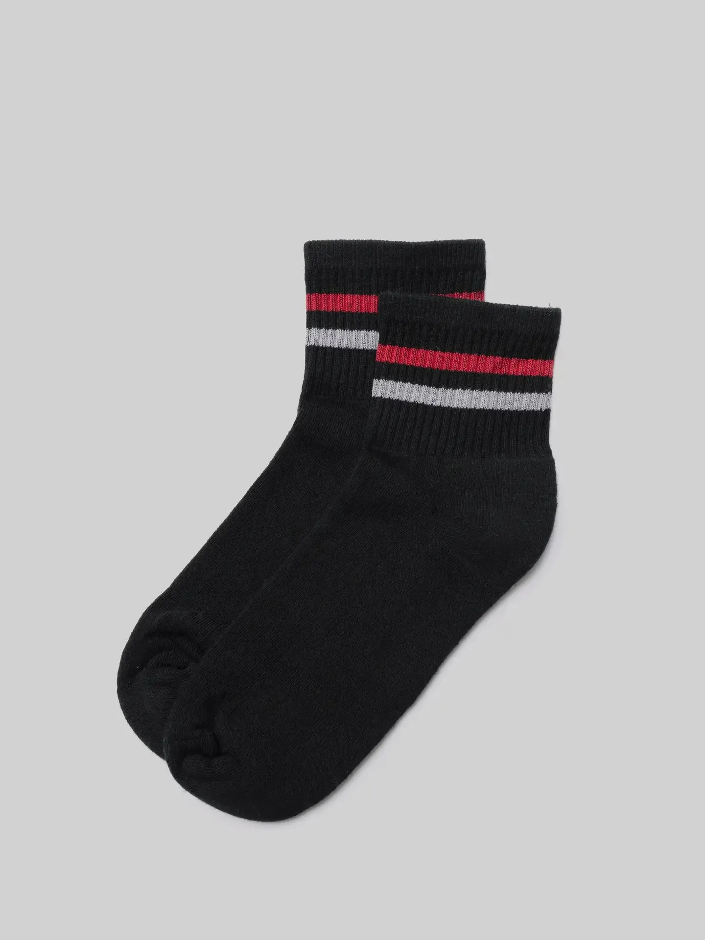 Black Striped Quarter Crew Sock- Grey/Red Stripe