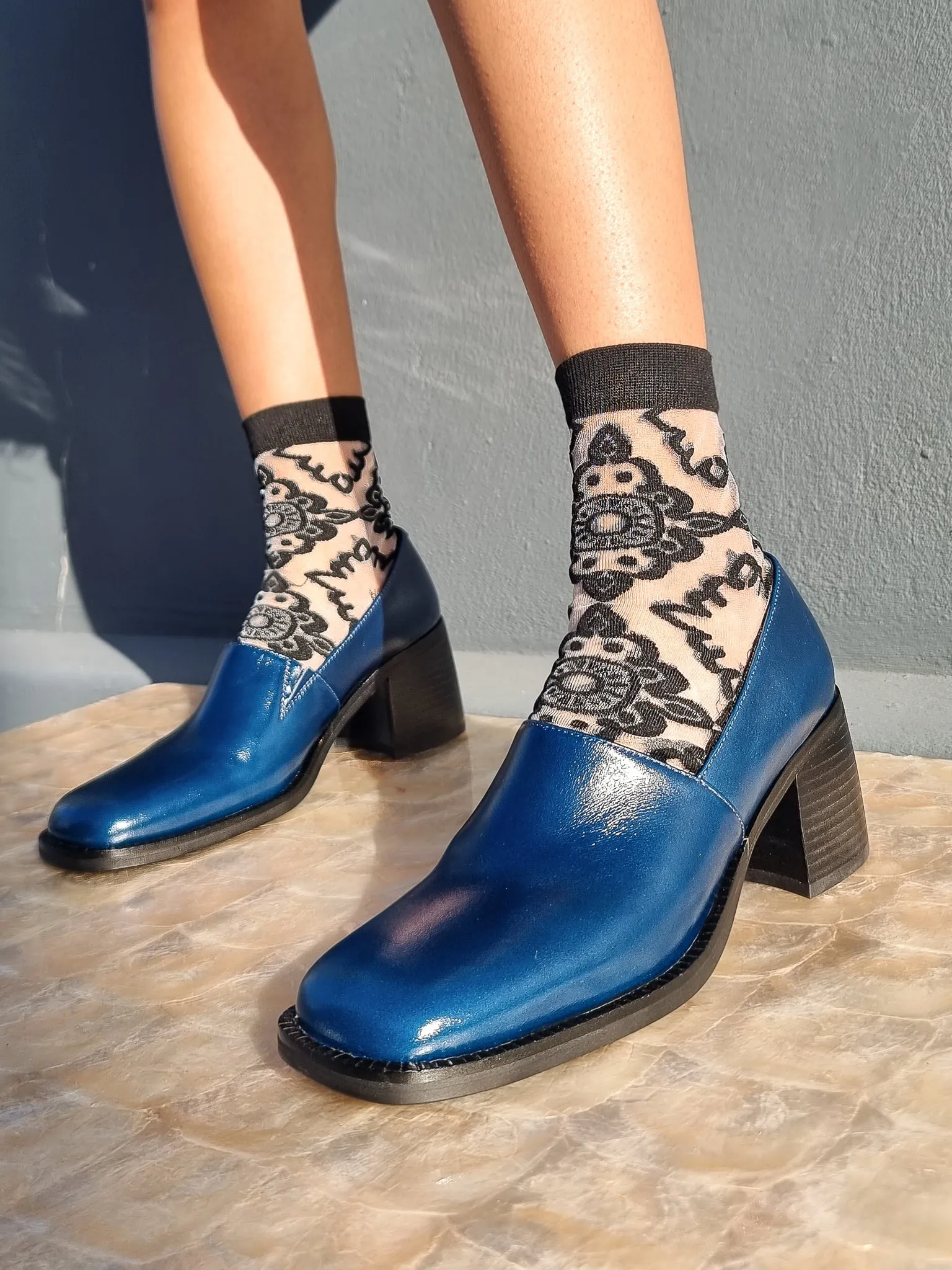 SHEER DAMASK BLACK