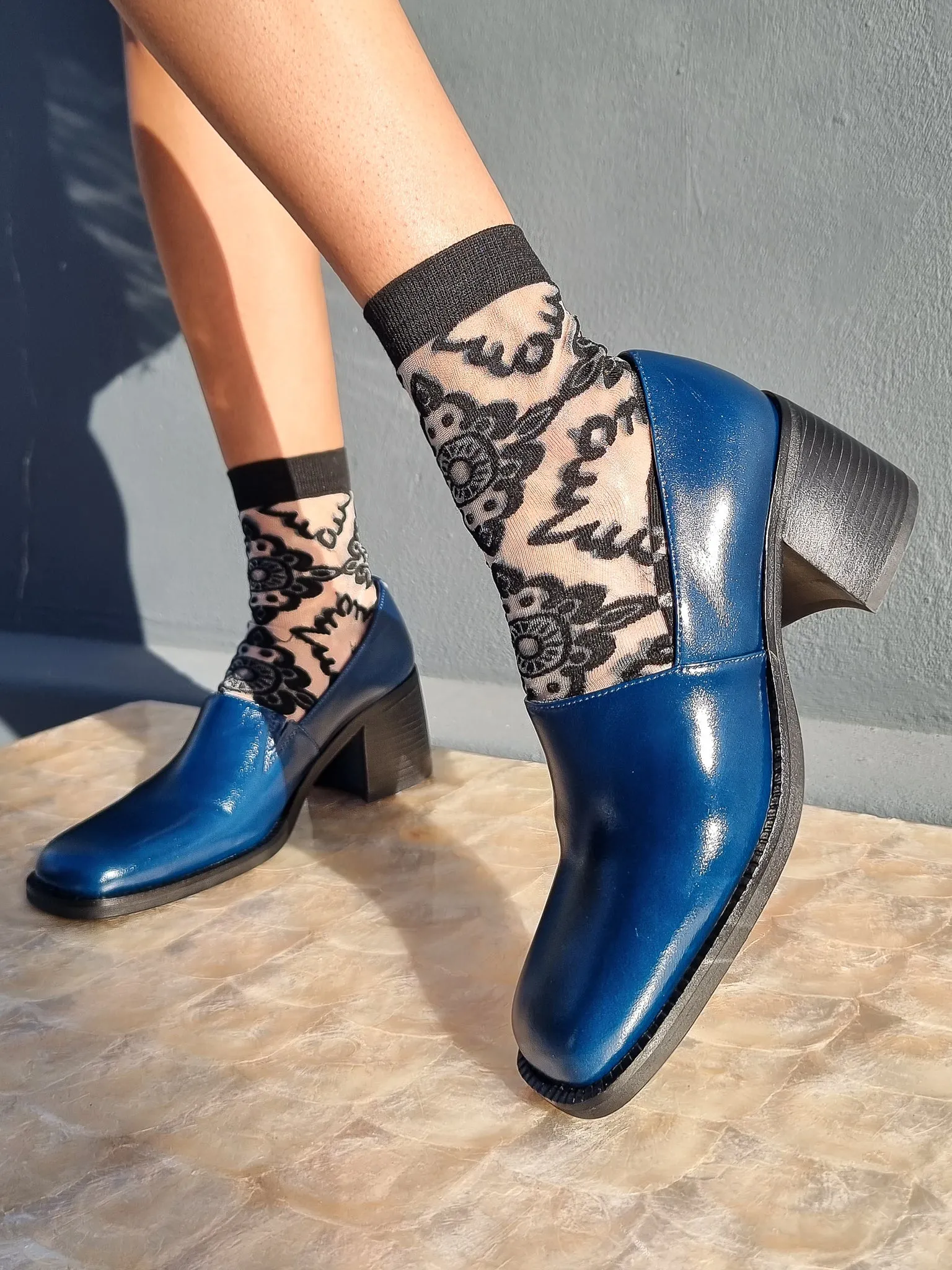 SHEER DAMASK BLACK